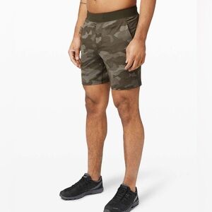 Lululemon T.H.E. Short 7" Mesh Linerless Size Small